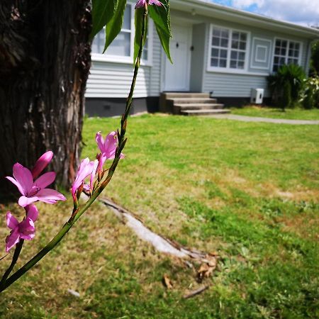 Cheerful 4 Bedroom Holiday Home Rotorua Bagian luar foto