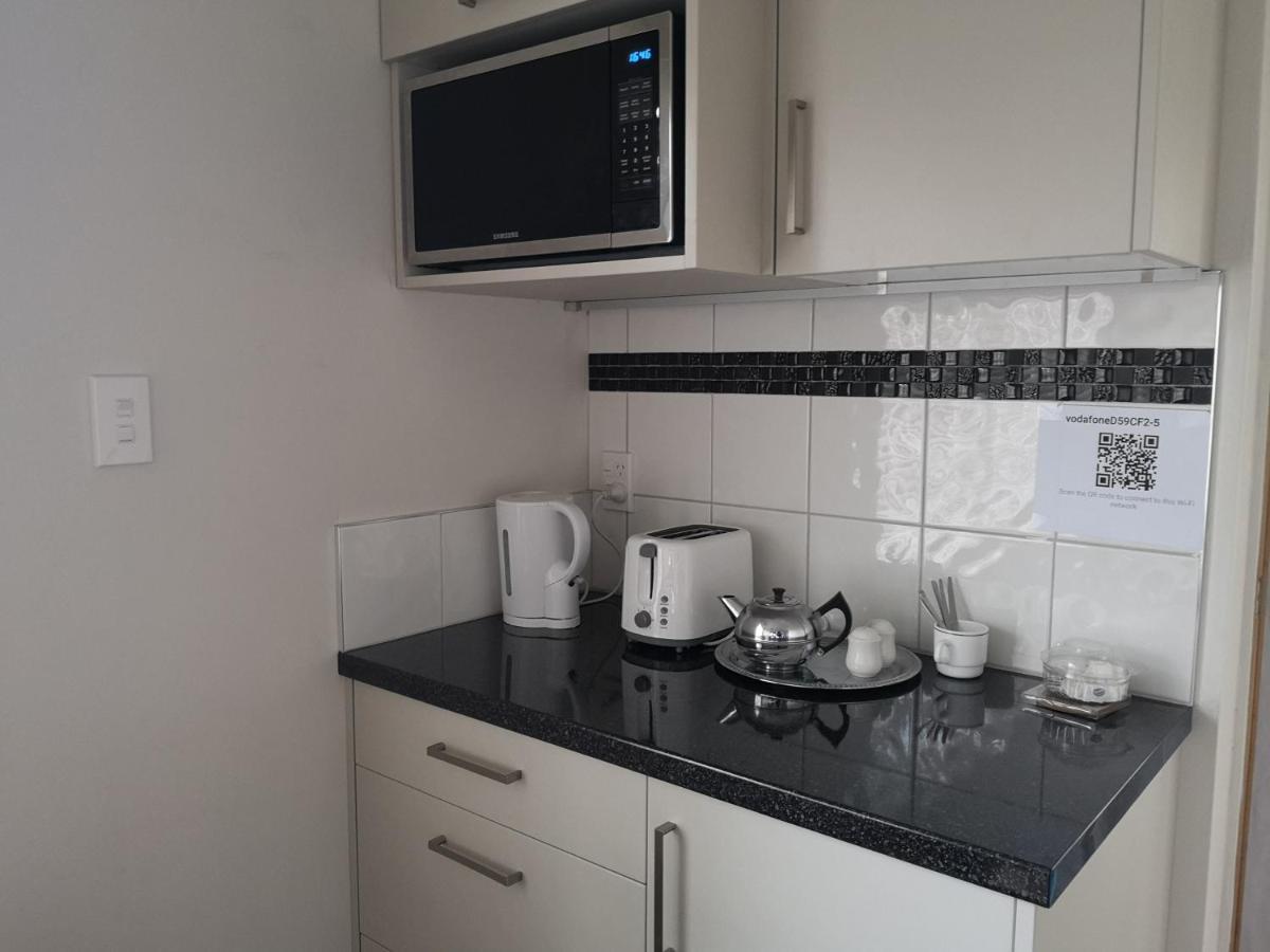 Cheerful 4 Bedroom Holiday Home Rotorua Bagian luar foto