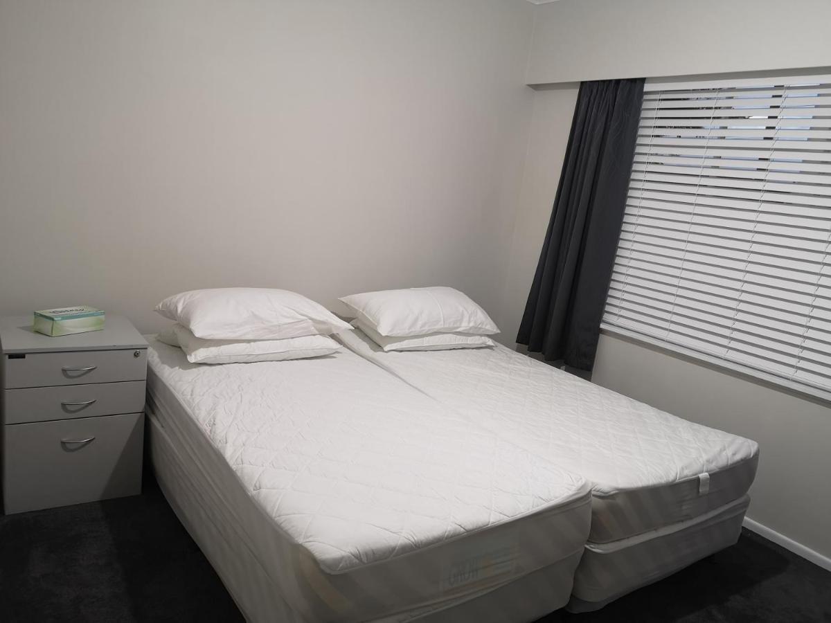 Cheerful 4 Bedroom Holiday Home Rotorua Bagian luar foto