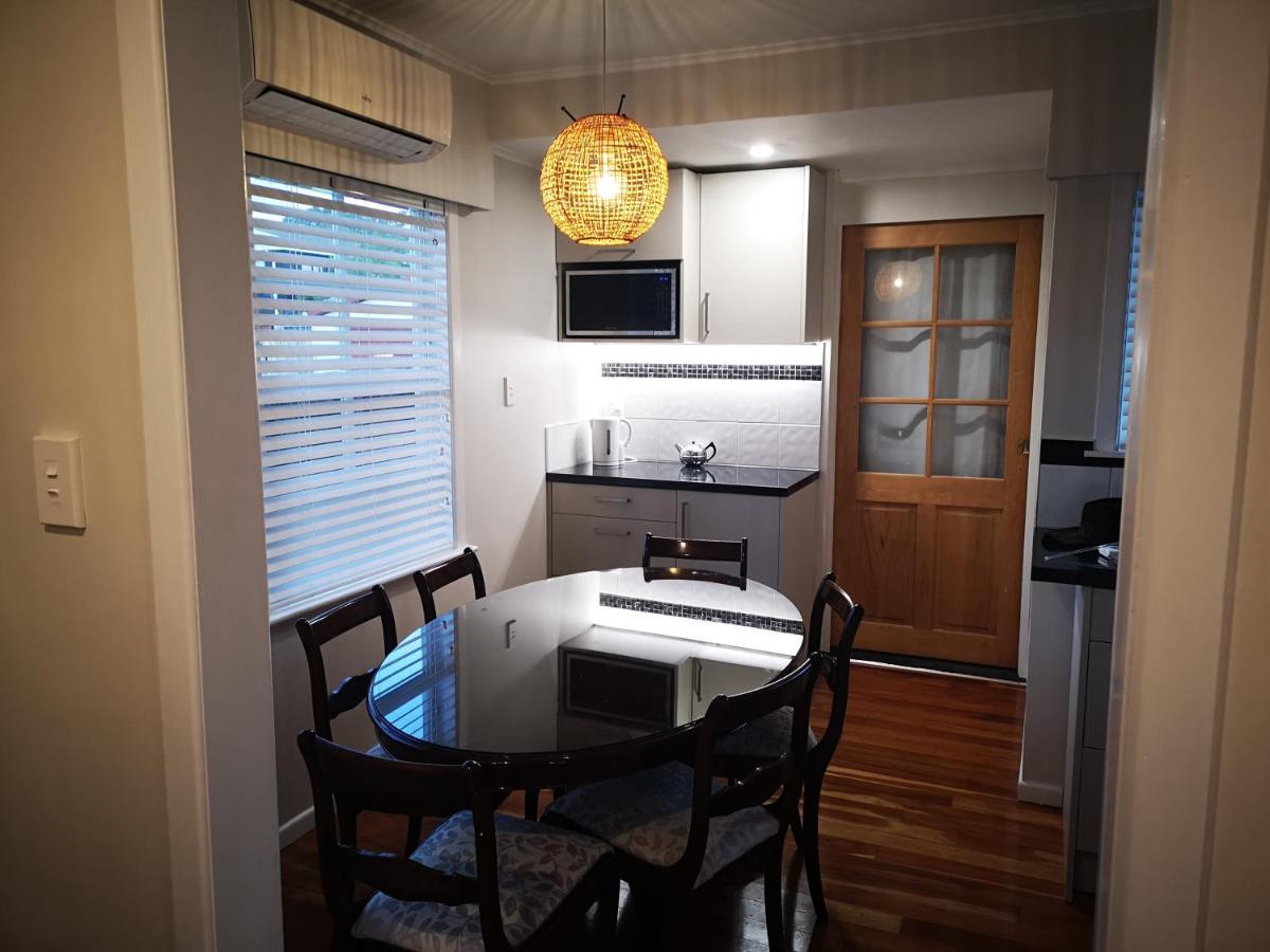 Cheerful 4 Bedroom Holiday Home Rotorua Bagian luar foto
