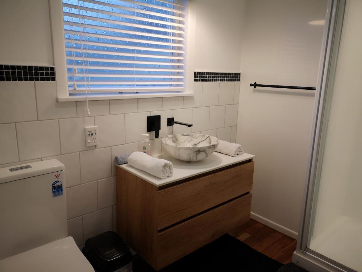 Cheerful 4 Bedroom Holiday Home Rotorua Bagian luar foto