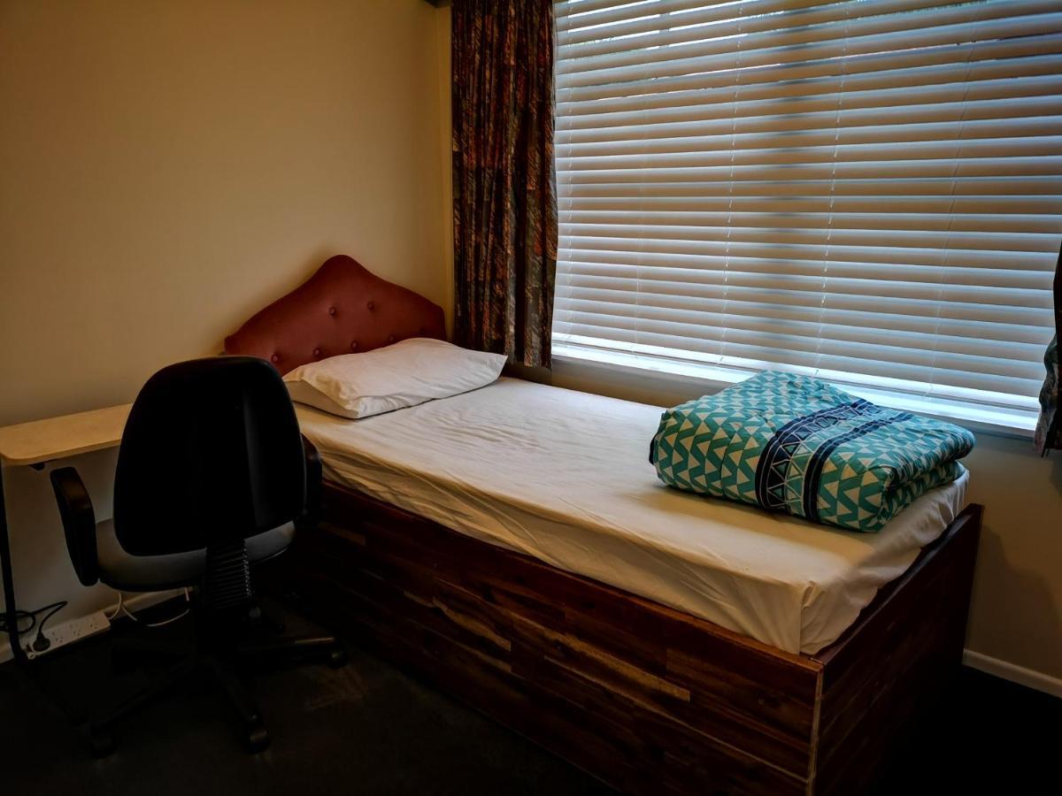 Cheerful 4 Bedroom Holiday Home Rotorua Bagian luar foto