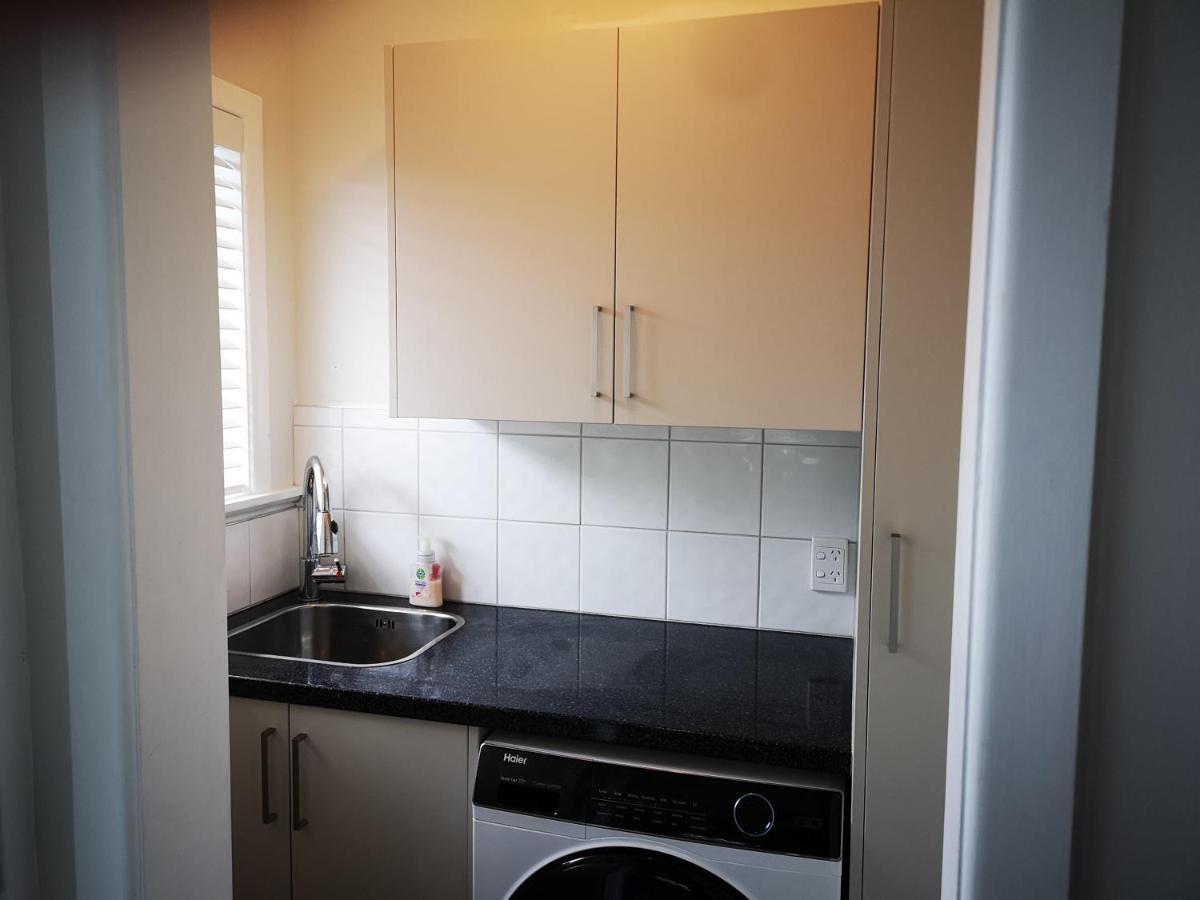 Cheerful 4 Bedroom Holiday Home Rotorua Bagian luar foto