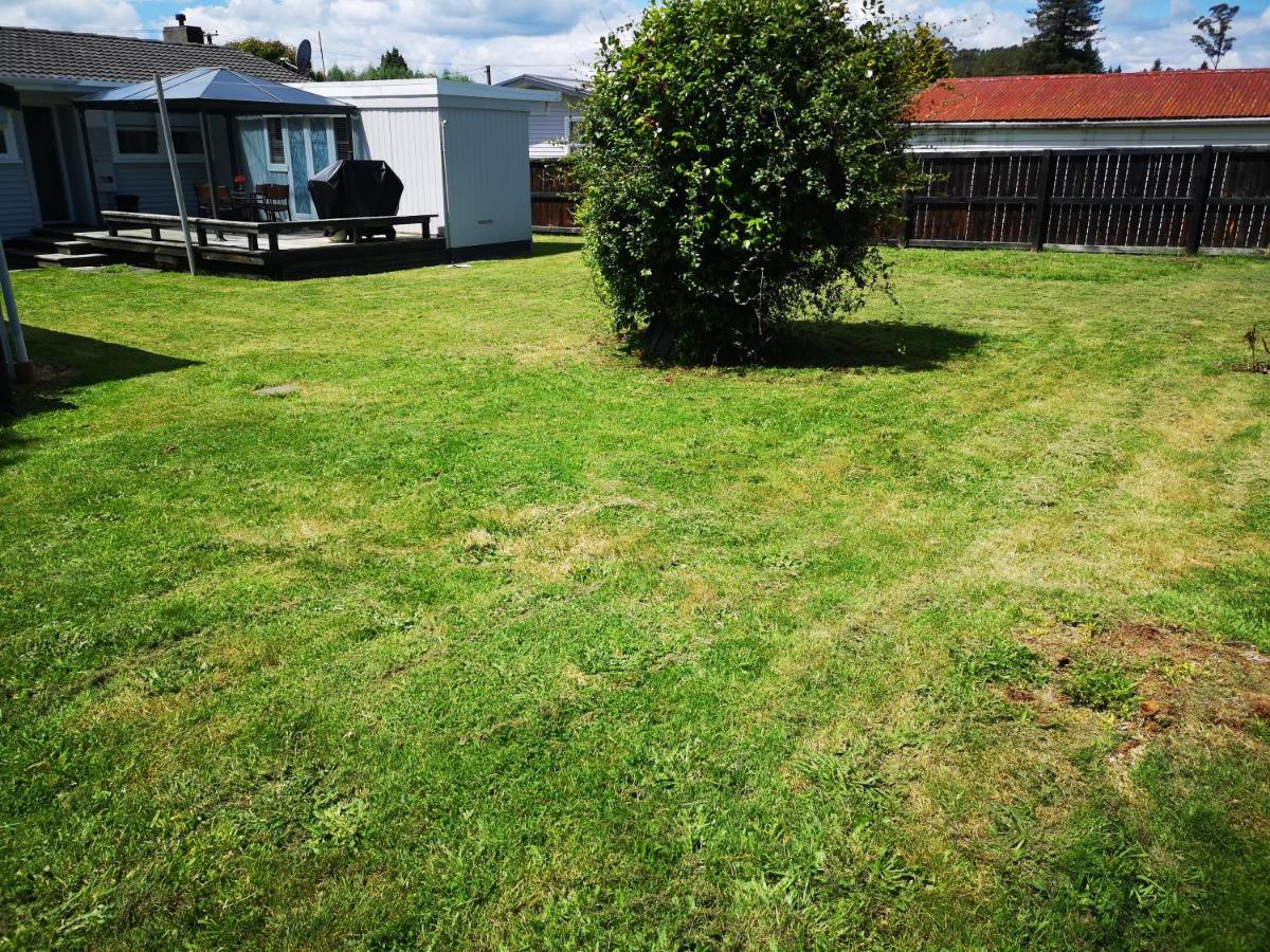 Cheerful 4 Bedroom Holiday Home Rotorua Bagian luar foto
